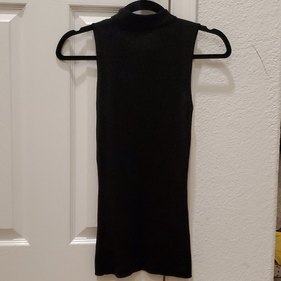 Womens sleeveless top - Picture 5 of 5